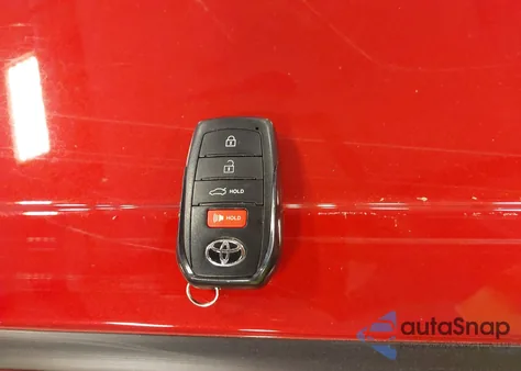 2025 Toyota Camry Se z USA, uszkodzony, nr VIN 4T1DAACK1SU037048